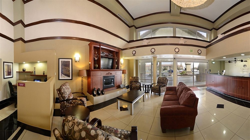 Imagen de los interiores del Hotel Comfort Suites Bakersfield. Foto 14