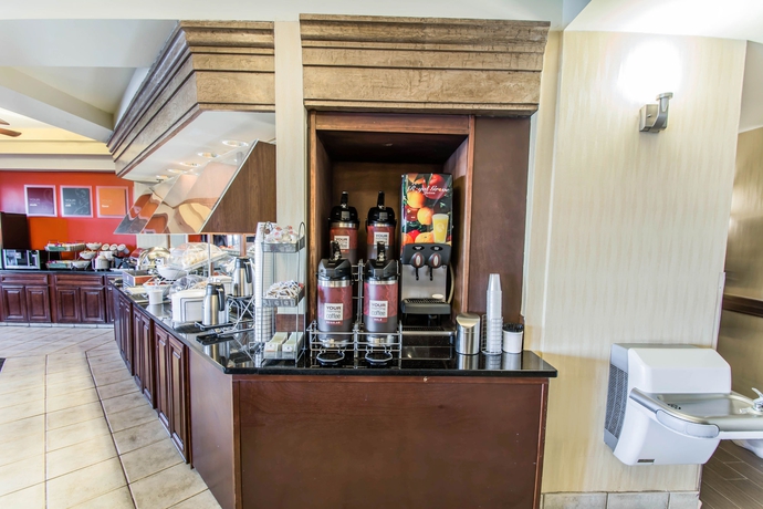 Imagen del bar/restaurante del Hotel Comfort Suites - Baymeadows. Foto 3