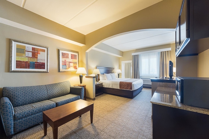 Imagen de la habitación del Hotel Comfort Suites Beachside. Foto 3