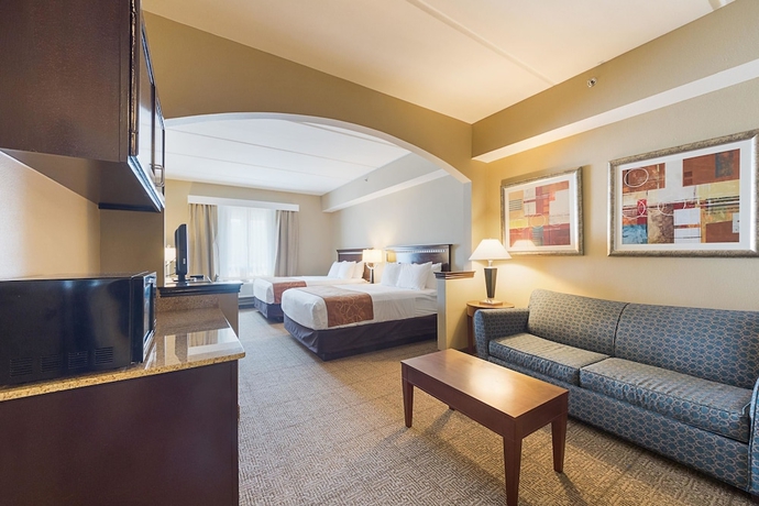 Imagen de la habitación del Hotel Comfort Suites Beachside. Foto 9