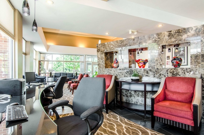Imagen de los interiores del Hotel Comfort Suites Bentonville - Rogers. Foto 17