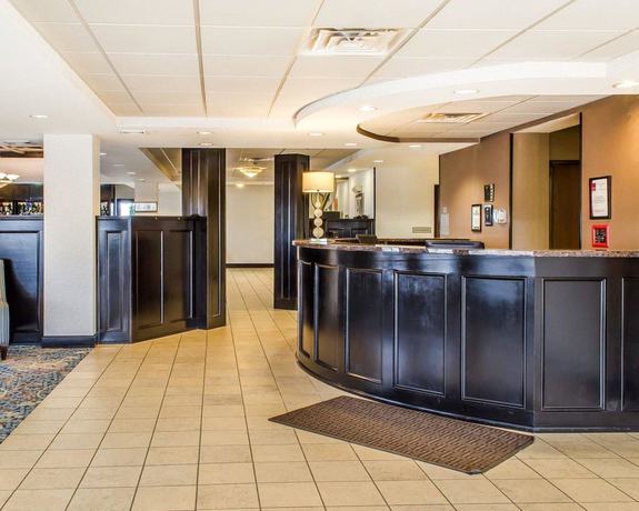 Imagen de los interiores del Hotel Comfort Suites Bloomsburg. Foto 16