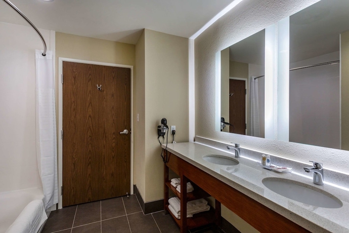 Imagen de la habitación del Hotel Comfort Suites, Bowling Green. Foto 7