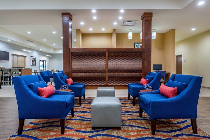 Imagen de los interiores del Hotel Comfort Suites, Bowling Green. Foto 18