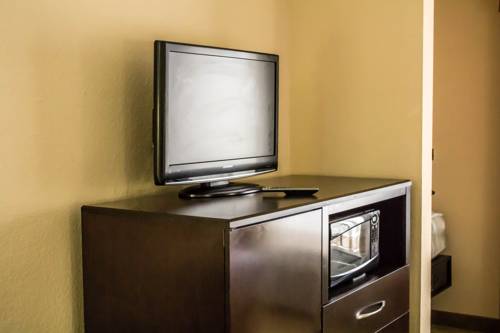 Imagen de la habitación del Hotel Comfort Suites Brunswick. Foto 7