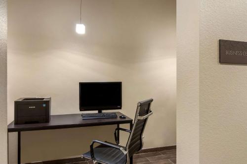 Imagen general del Hotel Comfort Suites, Brunswick. Foto 5