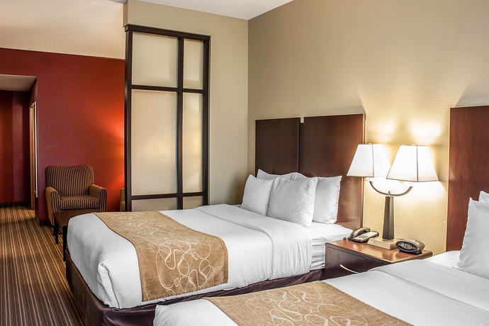 Imagen de la habitación del Hotel Comfort Suites Charleston West Ashley. Foto 5