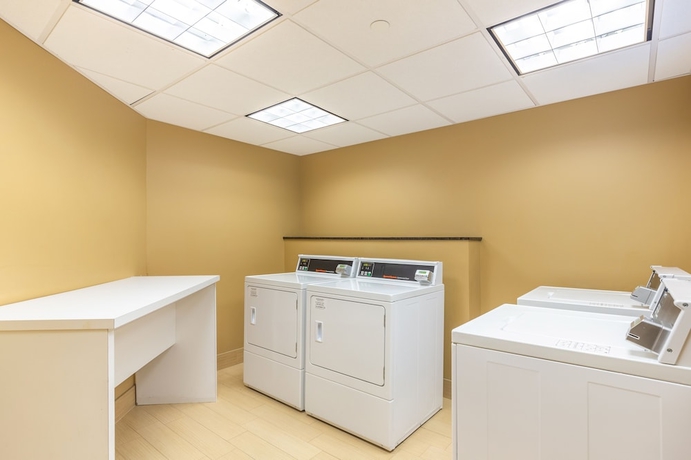 Imagen de los interiores del Hotel Comfort Suites Chesapeake - Norfolk. Foto 18