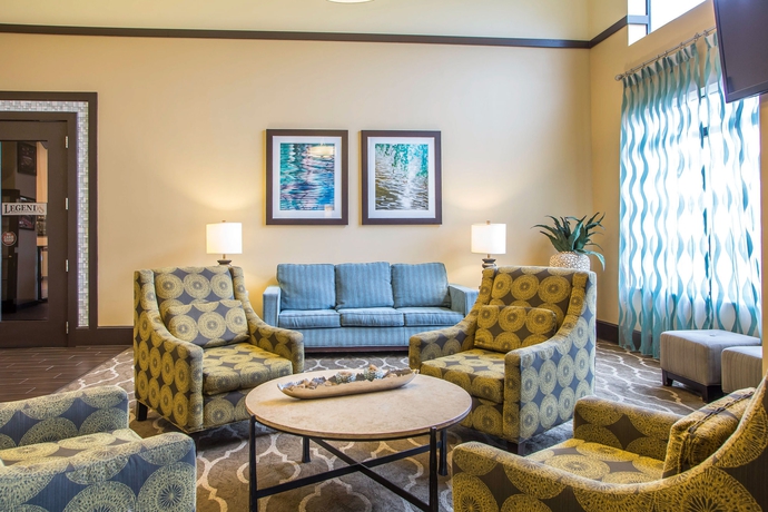 Imagen de los interiores del Hotel Comfort Suites Chicago O'hare Airport. Foto 15