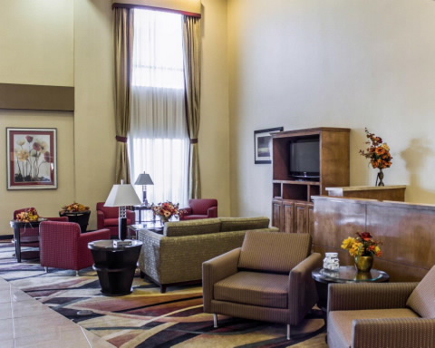 Imagen general del Hotel Comfort Suites Clayton - Garner. Foto 3