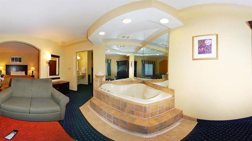 Imagen de los interiores del Hotel Comfort Suites Columbia Gateway. Foto 11