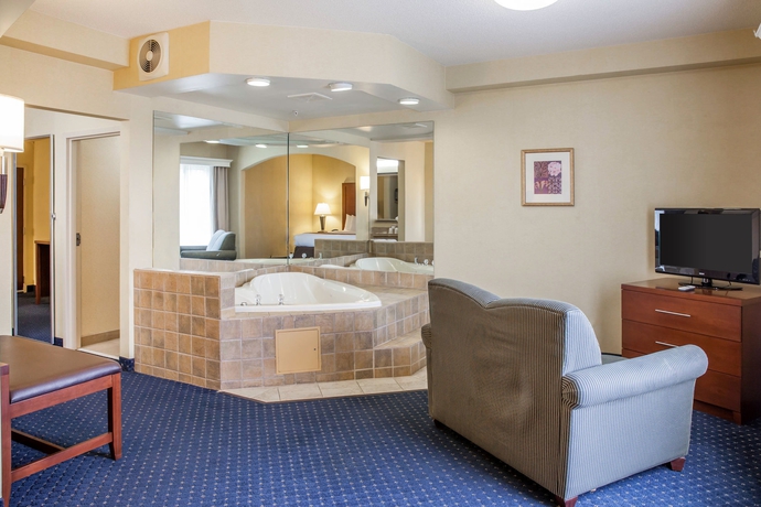 Imagen de la habitación del Hotel Comfort Suites Columbia Gateway. Foto 6
