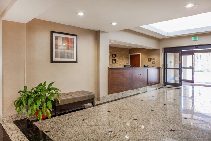 Imagen de los interiores del Hotel Comfort Suites Columbia Gateway. Foto 14