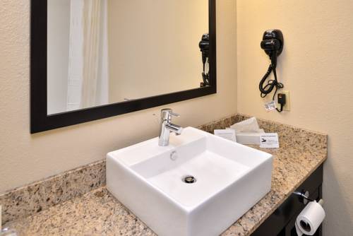 Imagen general del Hotel Comfort Suites Columbus. Foto 1