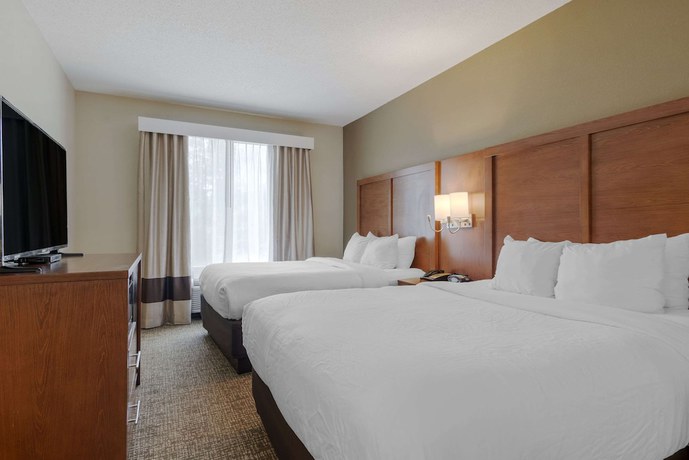 Imagen de la habitación del Hotel Comfort Suites Columbus State University Area. Foto 9