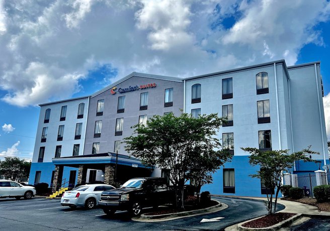 Imagen general del Hotel Comfort Suites Columbus State University Area. Foto 4