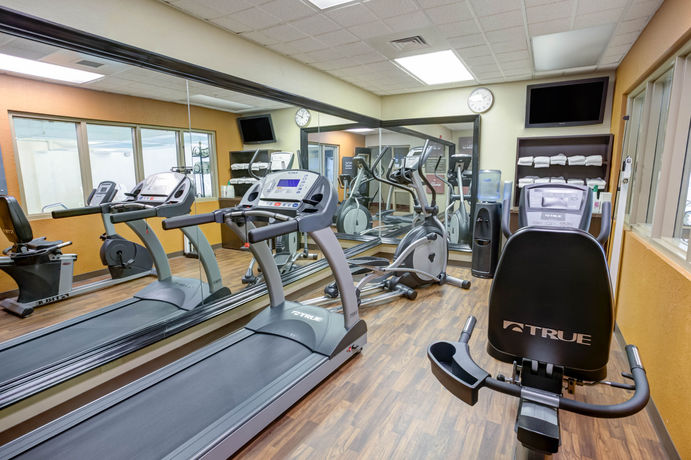 Imagen de los interiores del Hotel Comfort Suites Concord Mills. Foto 12
