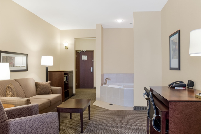 Imagen de los interiores del Hotel Comfort Suites Conference Center Rapid City. Foto 7