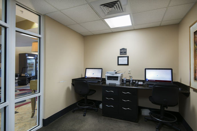 Imagen del bar/restaurante del Hotel Comfort Suites, Conway. Foto 5