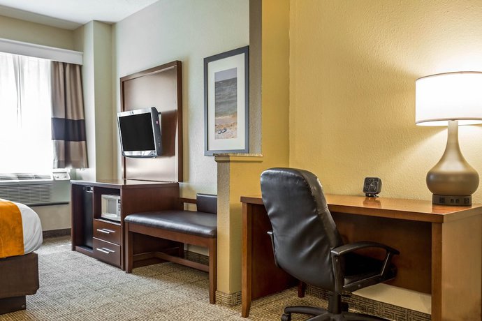 Imagen de la habitación del Hotel Comfort Suites, Conway. Foto 4