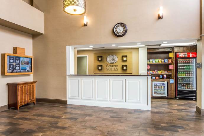 Imagen de los interiores del Hotel Comfort Suites, Conway. Foto 19