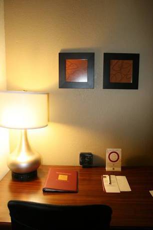 Imagen de la habitación del Hotel Comfort Suites Cookeville. Foto 4