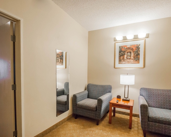 Imagen de los interiores del Hotel Comfort Suites, Cordova. Foto 11