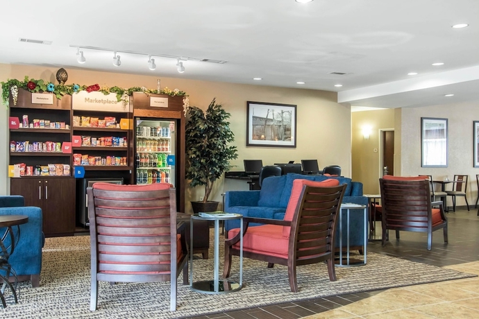 Imagen de los interiores del Hotel Comfort Suites Cullman I-65 Exit 310. Foto 18