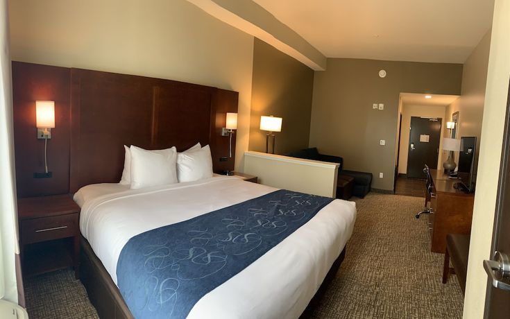 Imagen de la habitación del Hotel Comfort Suites Daytona Beach - Speedway. Foto 7