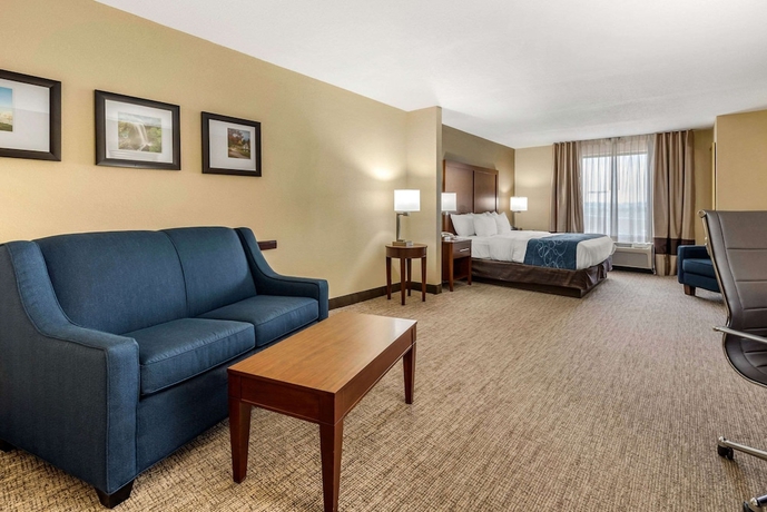 Imagen de la habitación del Hotel Comfort Suites Dayton-wright Patterson. Foto 8