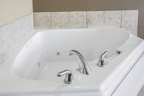 Imagen de la habitación del Hotel Comfort Suites Delavan - Lake Geneva Area. Foto 15