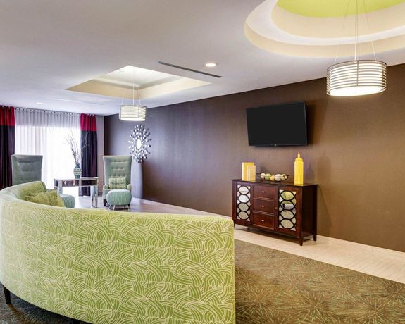 Imagen de los interiores del Hotel Comfort Suites Denham Springs, Denham Springs. Foto 15