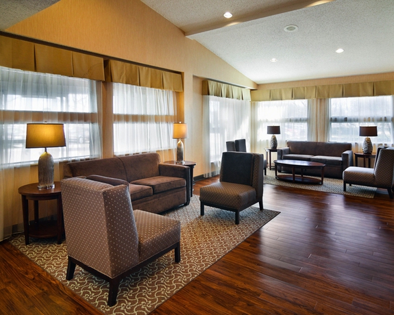 Imagen de los interiores del Hotel Comfort Suites Dfw Airport. Foto 11