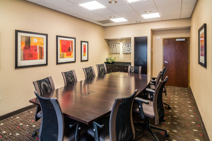 Imagen de los interiores del Hotel Comfort Suites Dfw North/grapevine. Foto 11