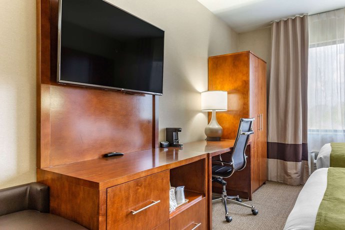 Imagen de la habitación del Hotel Comfort Suites Dover. Foto 5