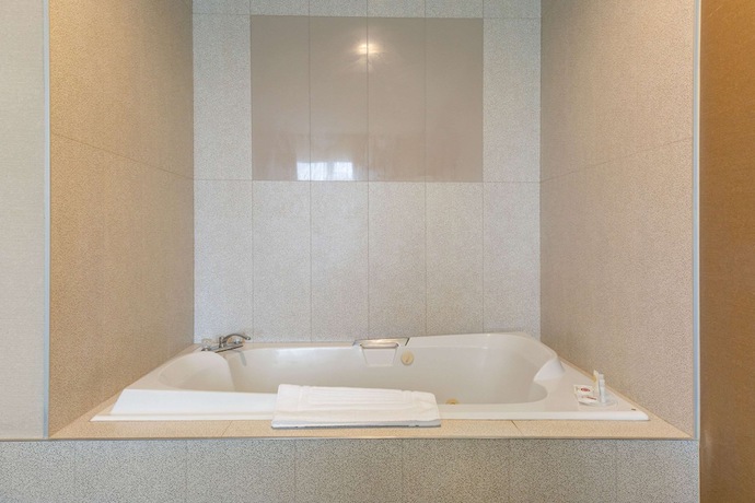 Imagen de la habitación del Hotel Comfort Suites Dover. Foto 9