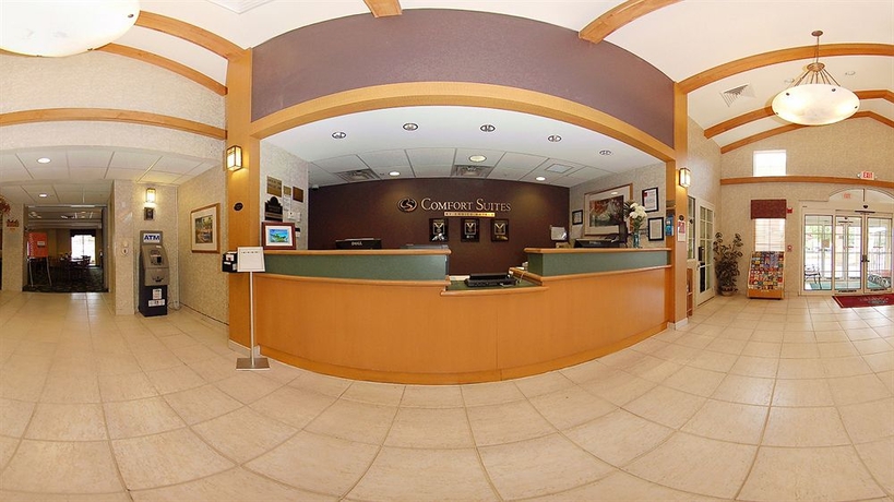 Imagen de los interiores del Hotel Comfort Suites Downtown, Orlando. Foto 10