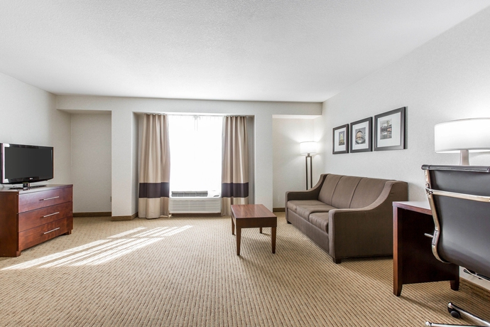 Imagen de los interiores del Hotel Comfort Suites Downtown Sacramento. Foto 12