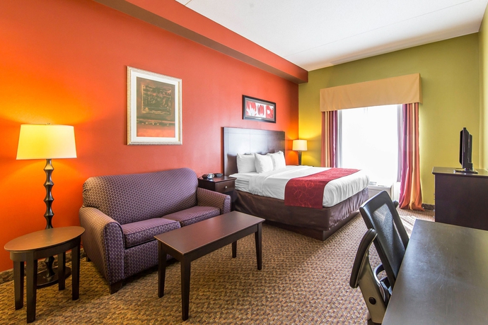 Imagen de la habitación del Hotel Comfort Suites East. Foto 6