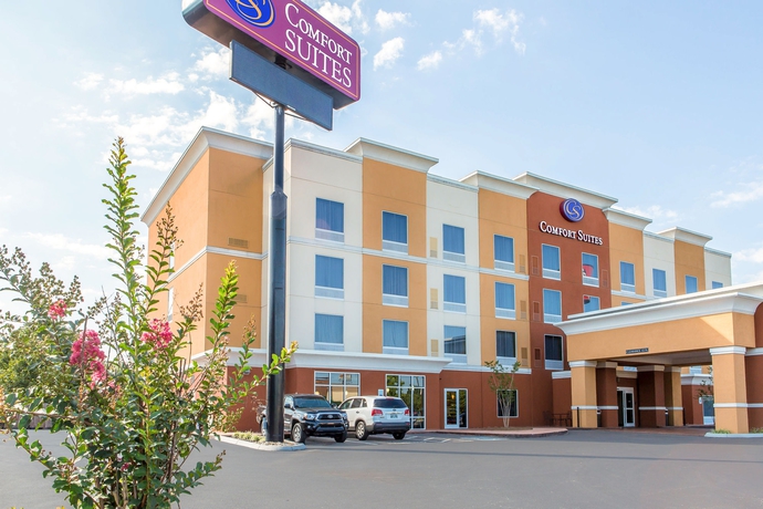 Imagen general del Hotel Comfort Suites East. Foto 1