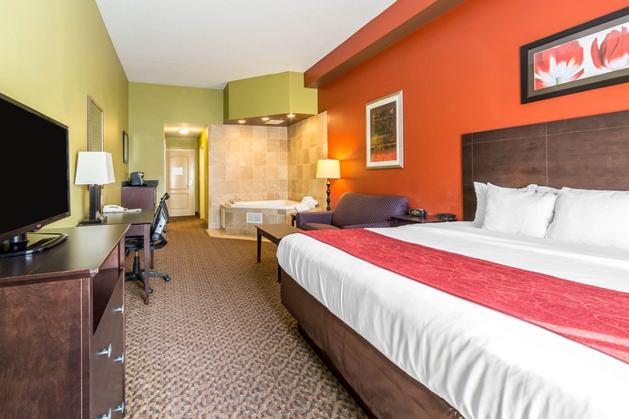 Imagen de la habitación del Hotel Comfort Suites East. Foto 10