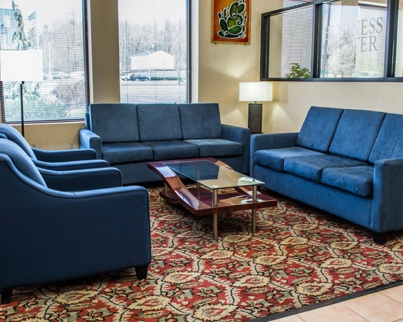 Imagen de los interiores del Hotel Comfort Suites, Edgewood Hill. Foto 12
