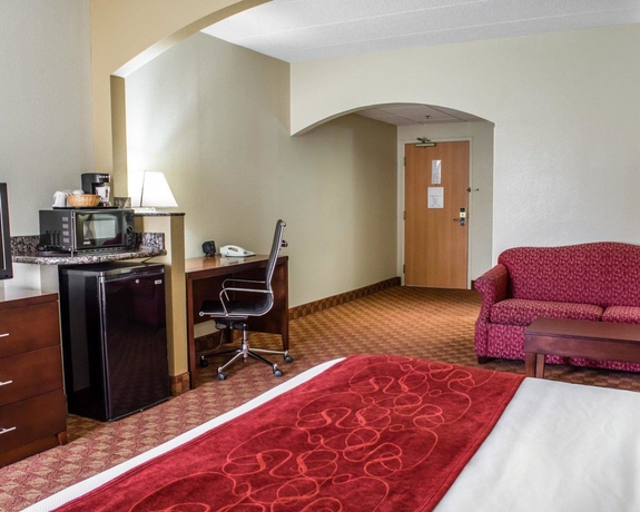 Imagen de la habitación del Hotel Comfort Suites, Edgewood Hill. Foto 10