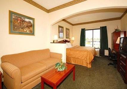 Imagen de la habitación del Hotel Comfort Suites Effingham. Foto 5