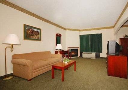 Imagen de la habitación del Hotel Comfort Suites Effingham. Foto 8