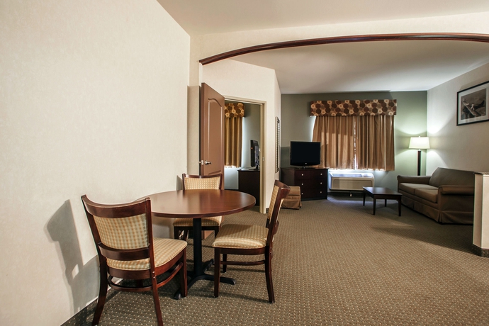 Imagen de los interiores del Hotel Comfort Suites Elgin. Foto 4