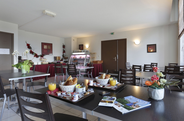 Imagen del bar/restaurante del Hotel Comfort Suites, Epernay. Foto 1