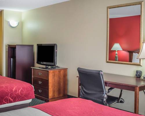 Imagen de la habitación del Hotel Comfort Suites Escanaba. Foto 5