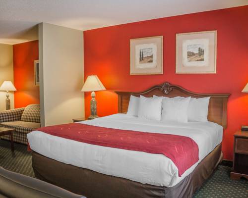 Imagen de la habitación del Hotel Comfort Suites Escanaba. Foto 7