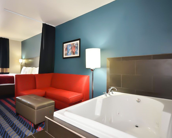 Imagen de la habitación del Hotel Comfort Suites Fairgrounds West. Foto 6